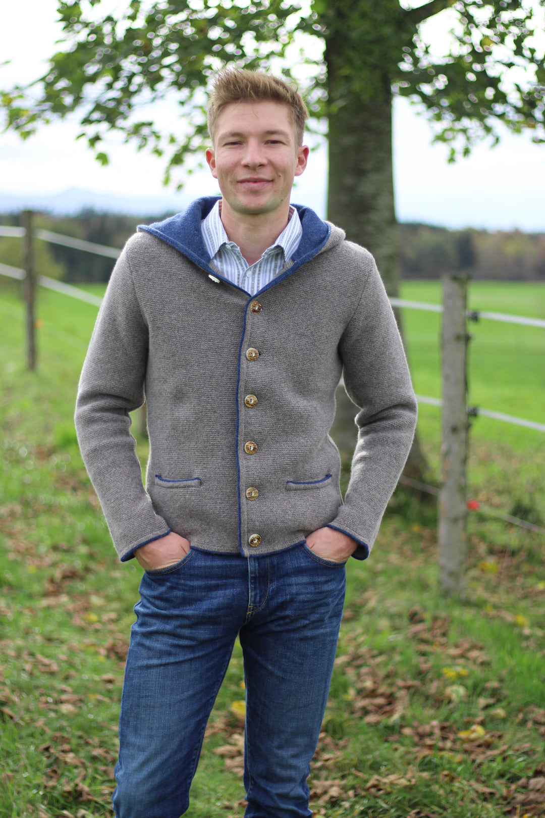 Kapuzenstrickjacke KILIAN braun