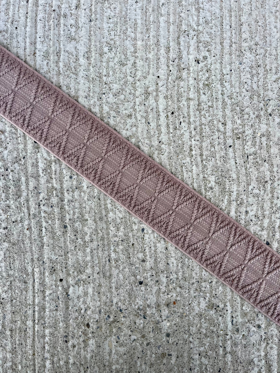 Gummibund BEIGE 1,0 m