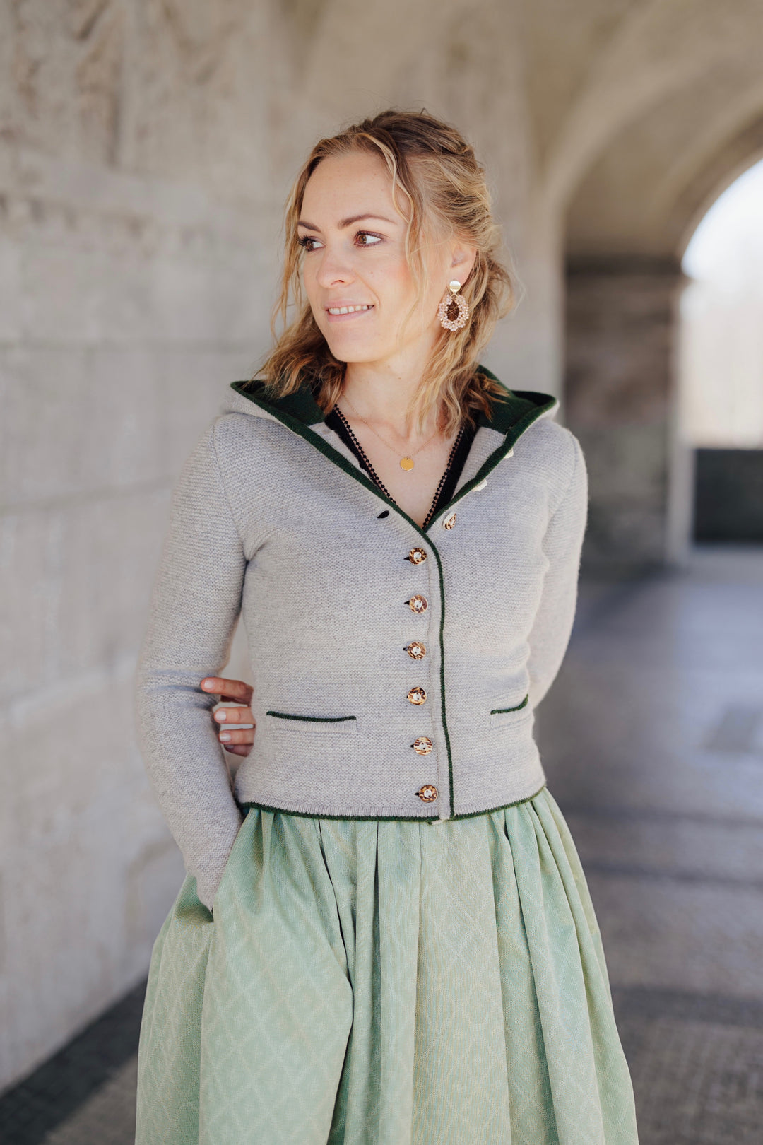 Kapuzenstrickjacke LENA
