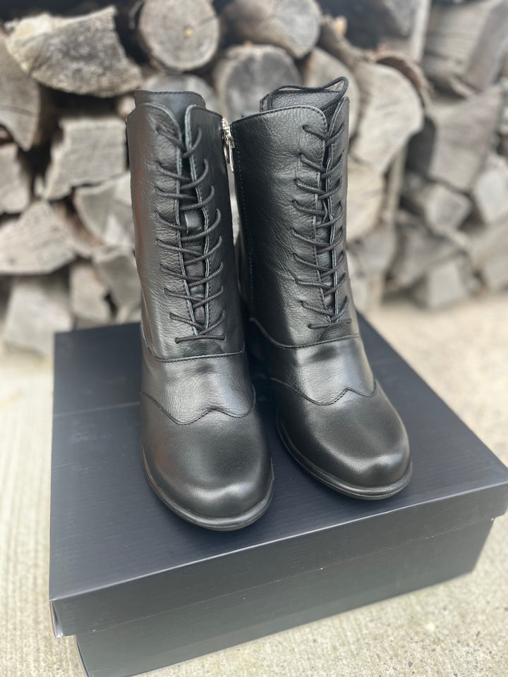 Stiefelette schwarz