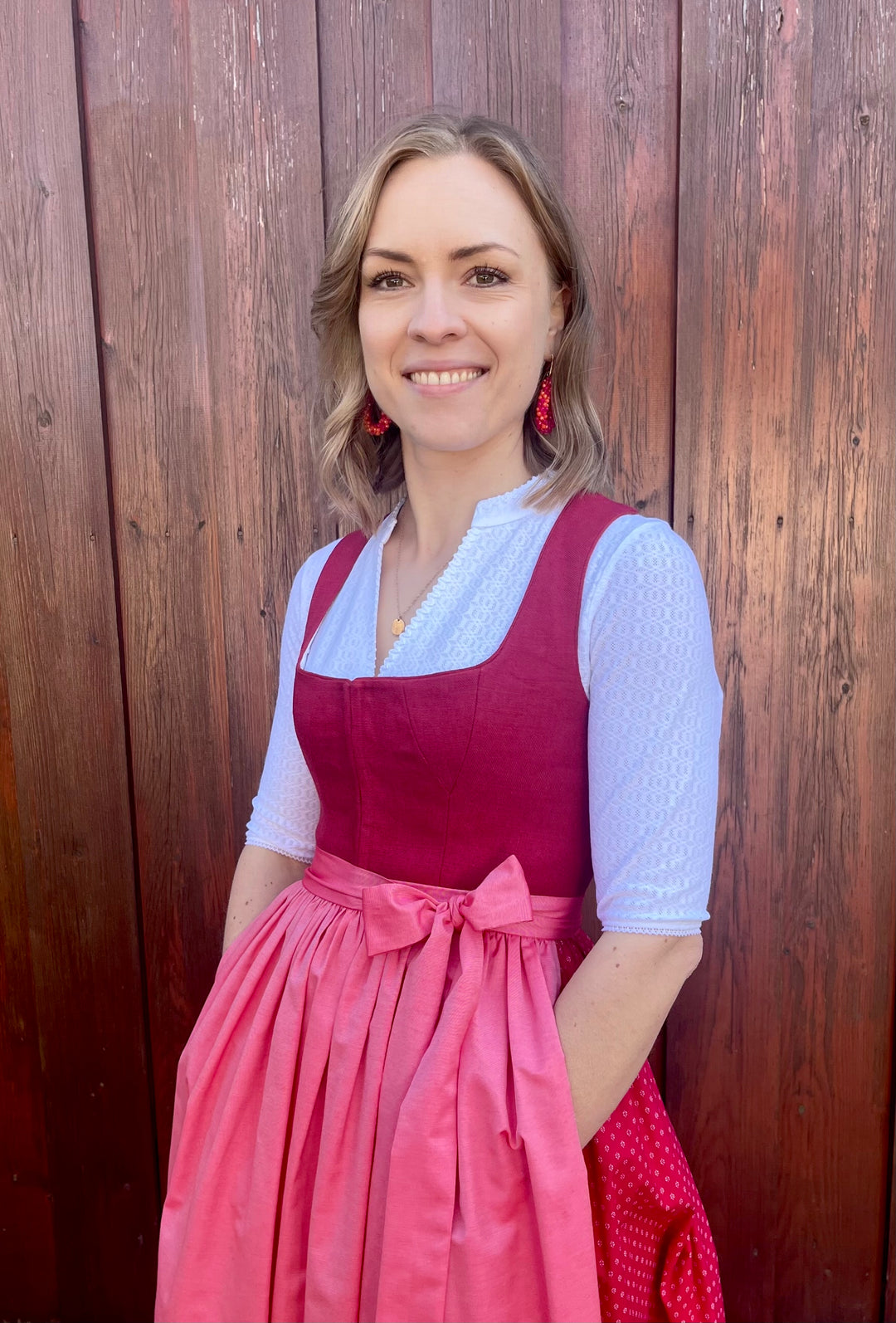 Dirndlbluse LENA - NEW IN