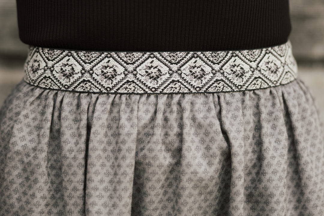 Flanellrock Blümchen grau