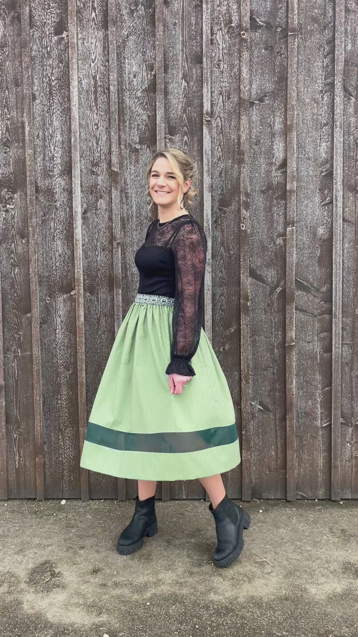 VORORDER Hairgstylt ROCK GRACE grün